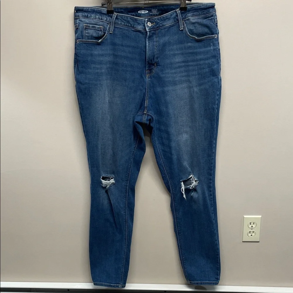 Old Navy Rockstar Super Skinny High Rise Secret Slim Pocket Distressed Denim 18L